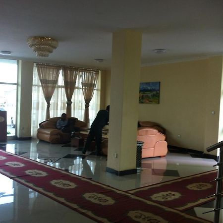 Addis Amba Hotel 바히르 다르 외부 사진