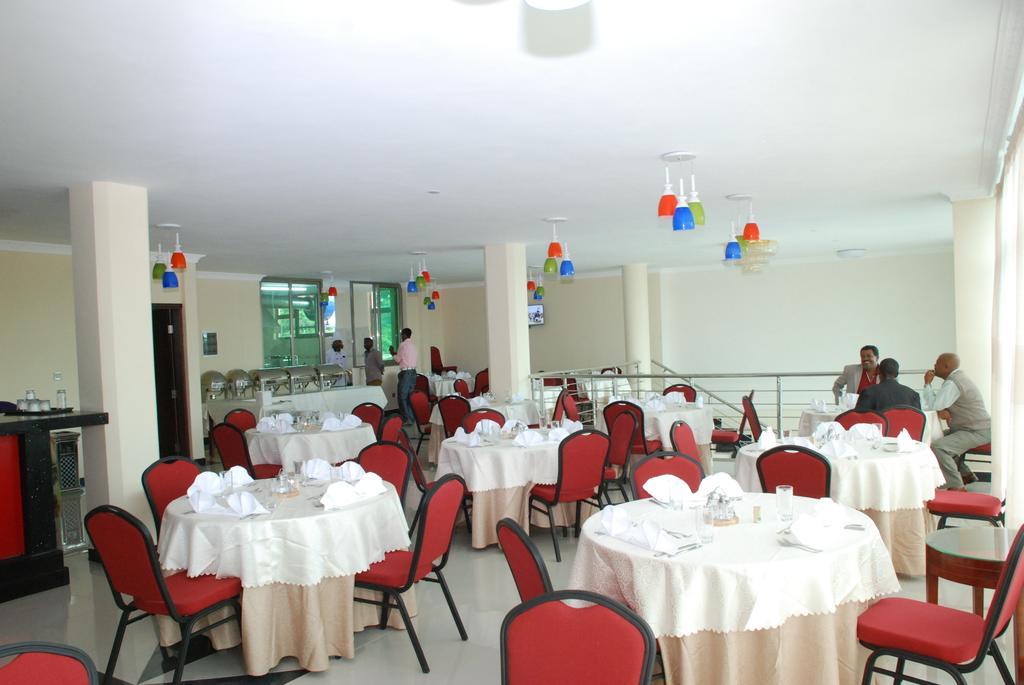 Addis Amba Hotel 바히르 다르 외부 사진