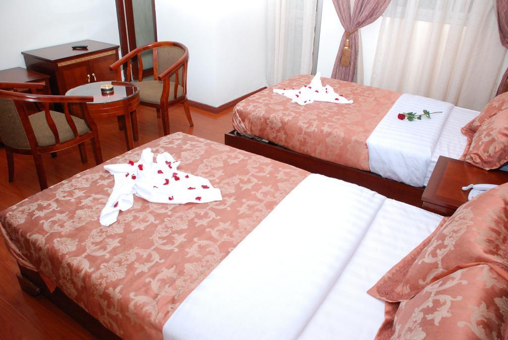 Addis Amba Hotel 바히르 다르 외부 사진