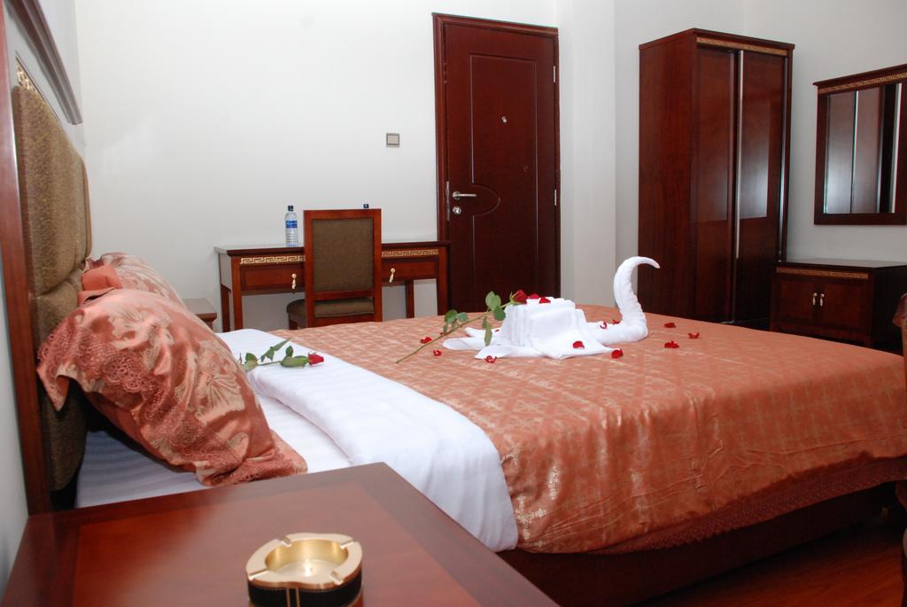 Addis Amba Hotel 바히르 다르 외부 사진