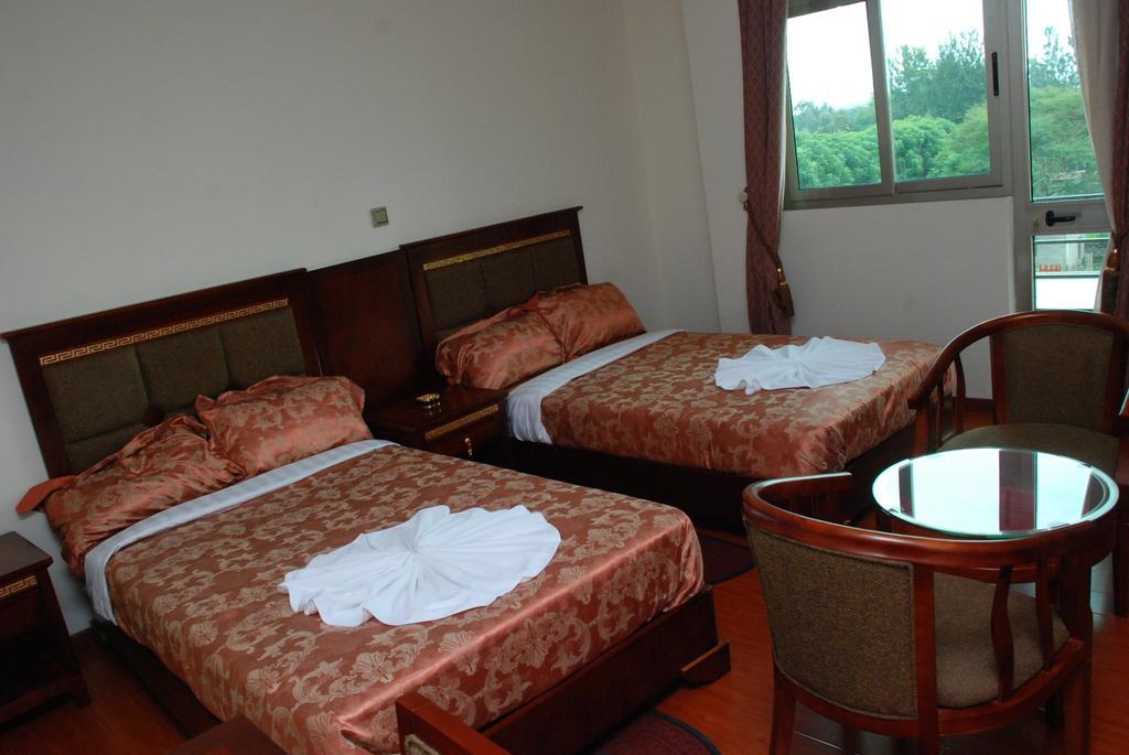 Addis Amba Hotel 바히르 다르 외부 사진