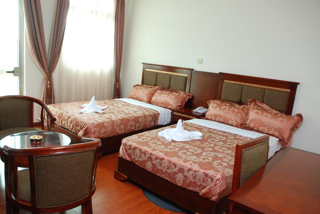 Addis Amba Hotel 바히르 다르 외부 사진
