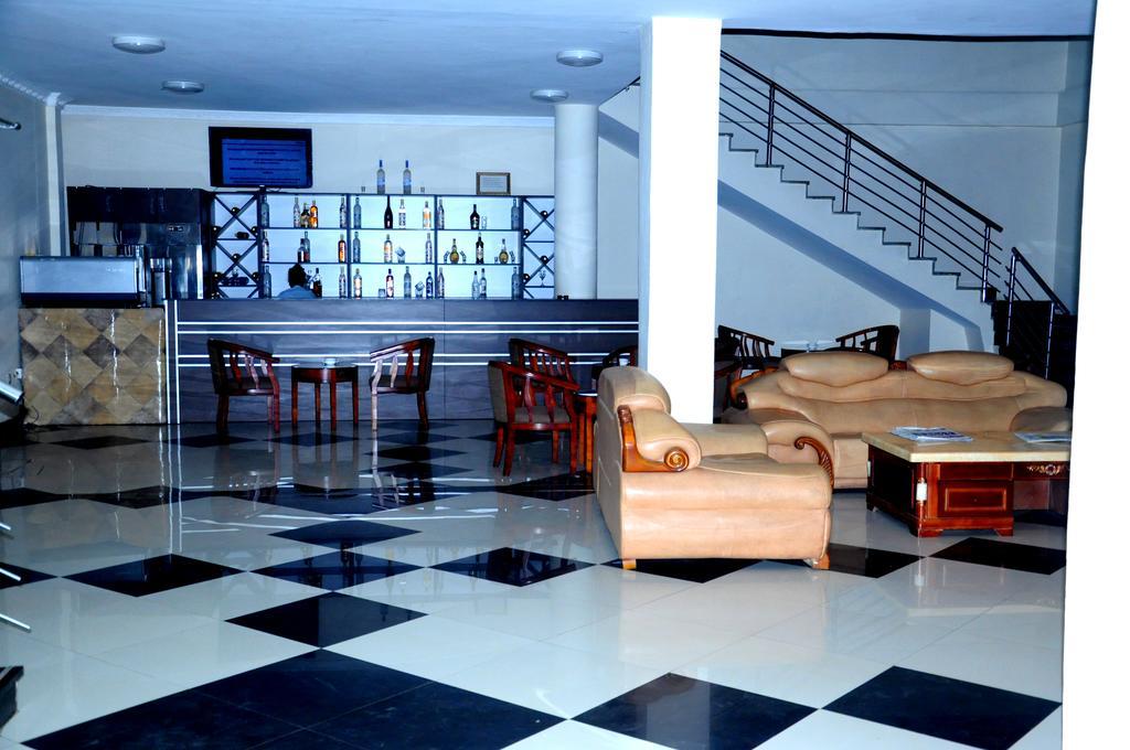 Addis Amba Hotel 바히르 다르 외부 사진