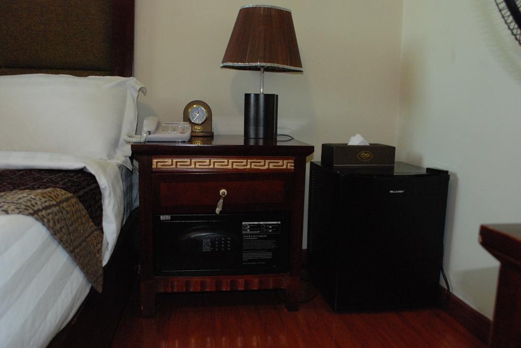 Addis Amba Hotel 바히르 다르 외부 사진