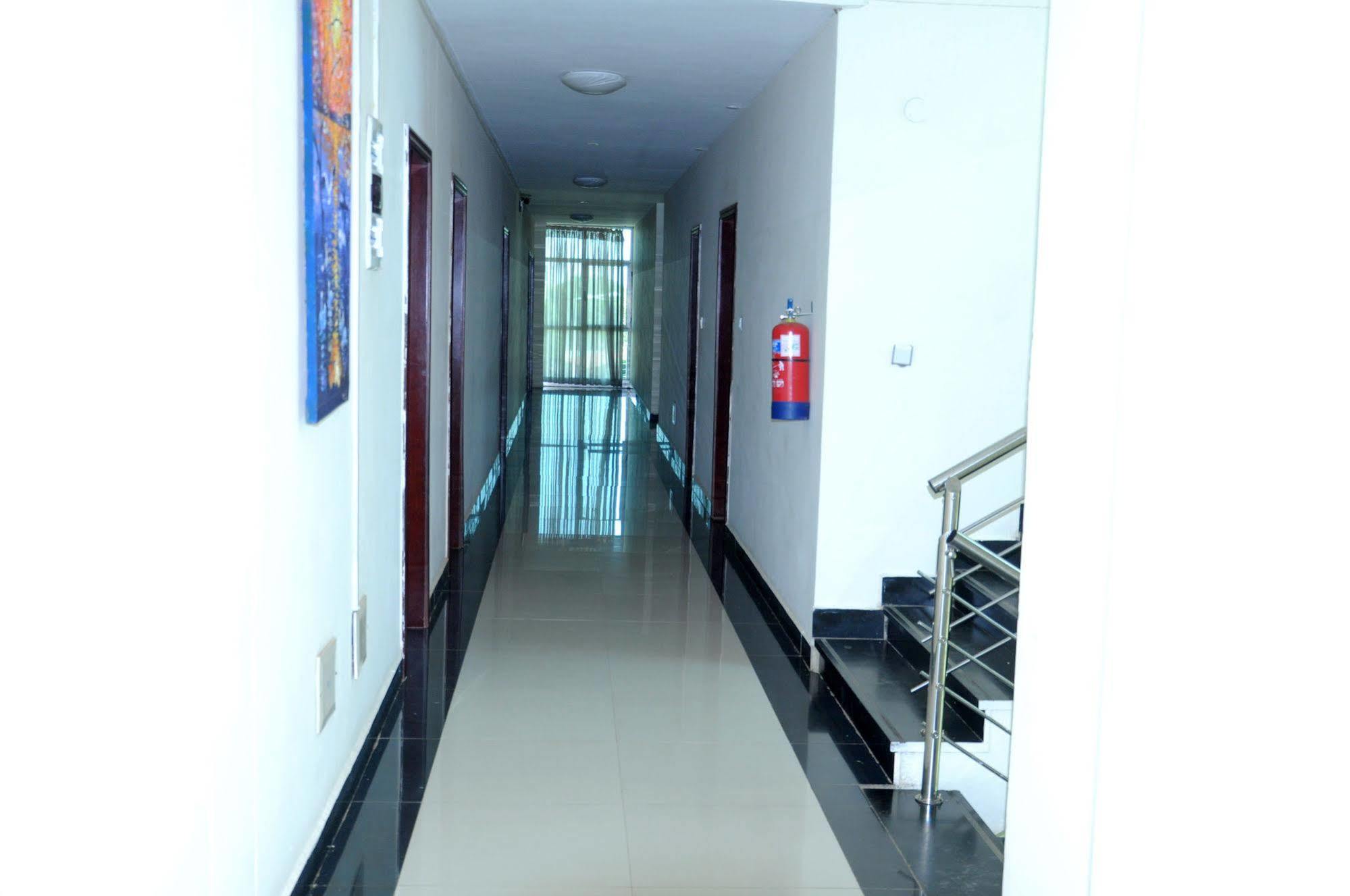 Addis Amba Hotel 바히르 다르 외부 사진